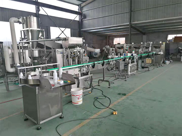 内蒙古小型酱料灌装机生产企业实拍
